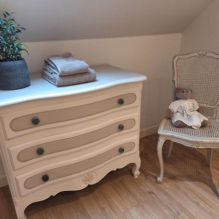 La Chambre Mademoiselle Causeuse Malville 외부 사진