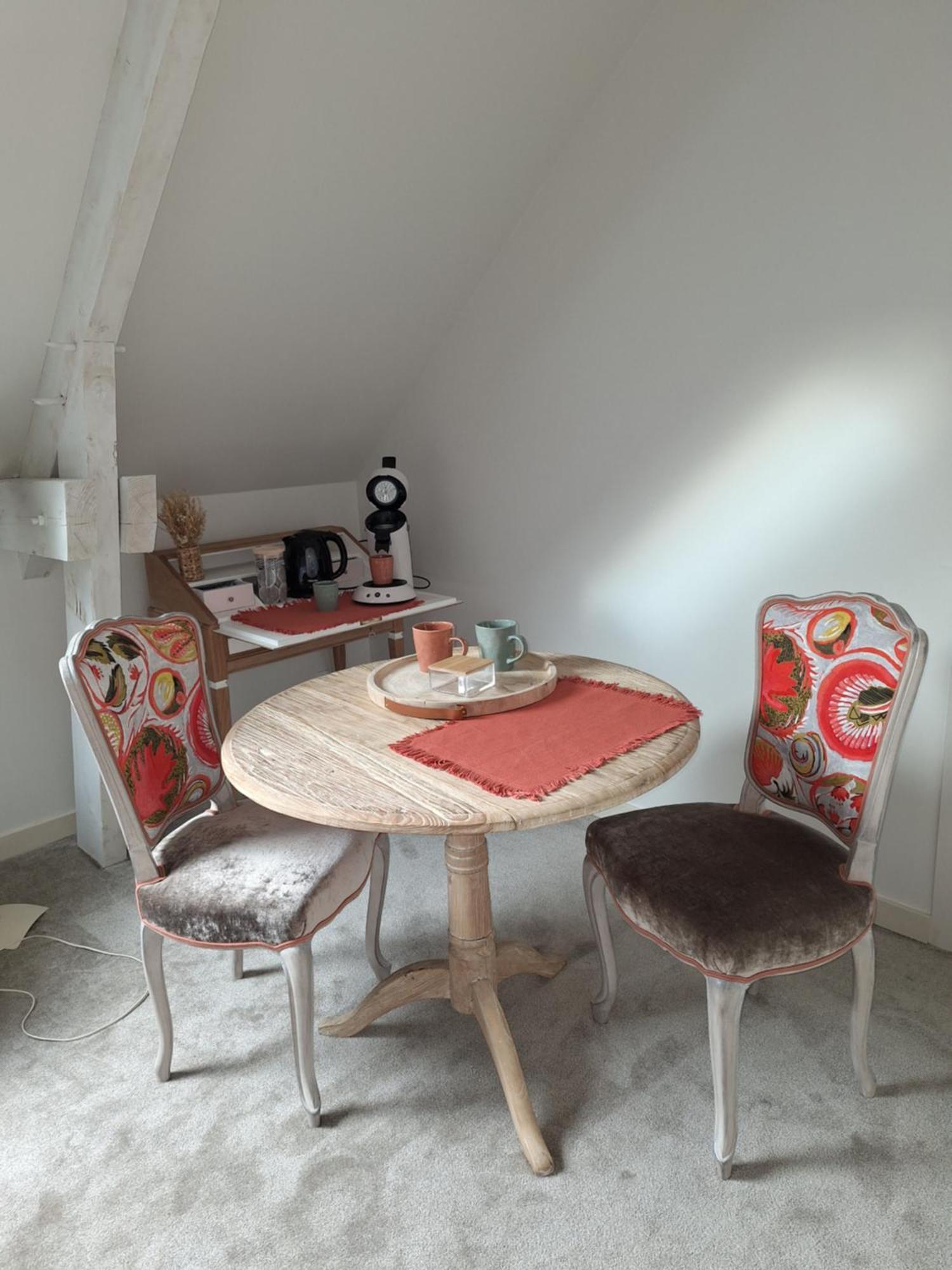 La Chambre Mademoiselle Causeuse Malville 외부 사진